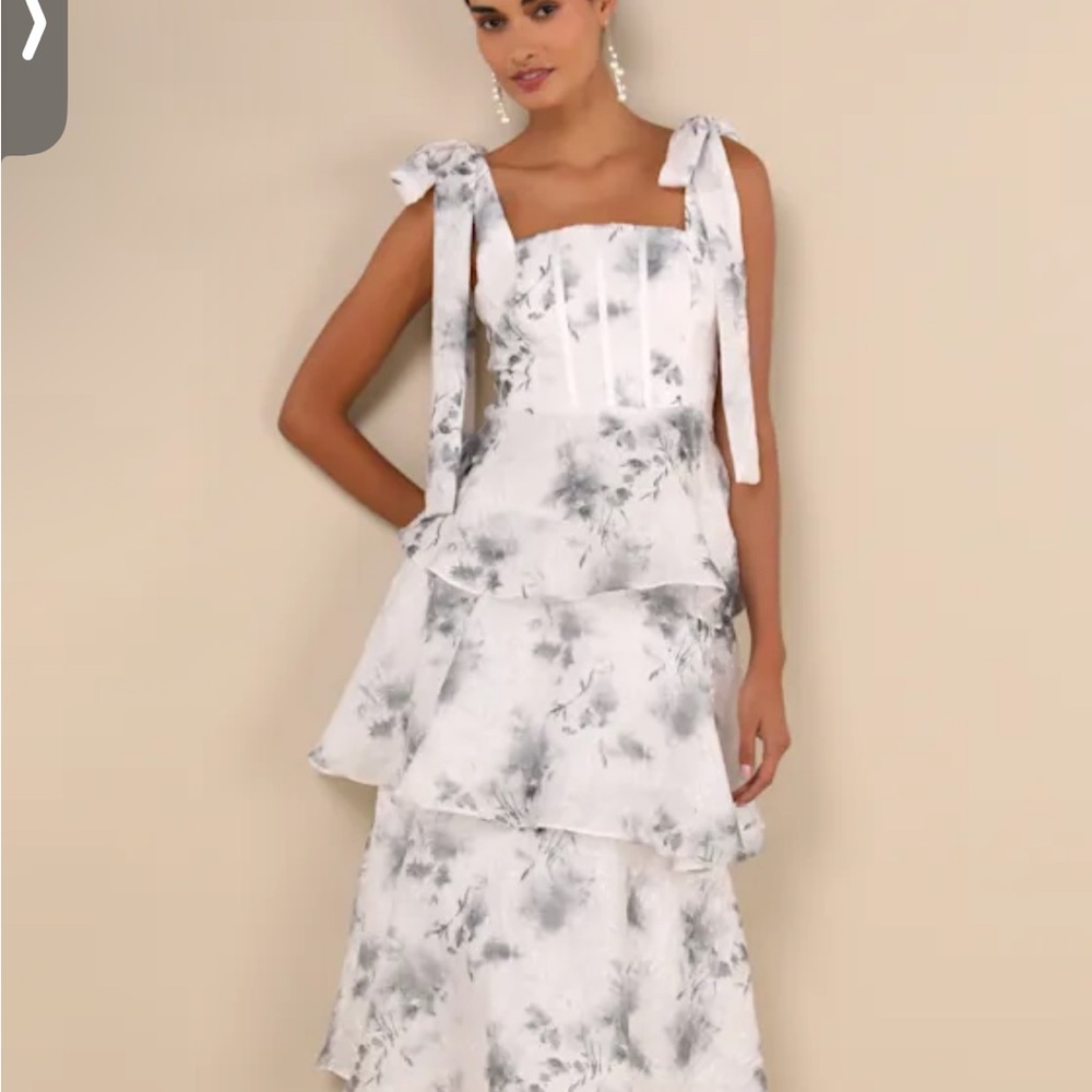 Lulu's Black and White Floral Midi Dress